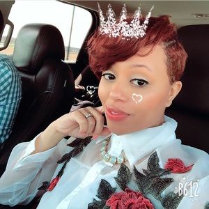 Rose embroidered button-down